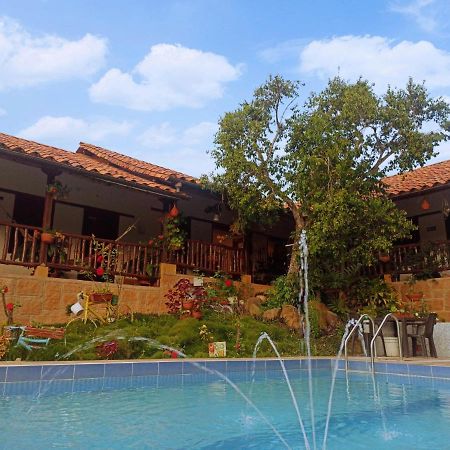 Hostal Santa Monica Barichara Εξωτερικό φωτογραφία